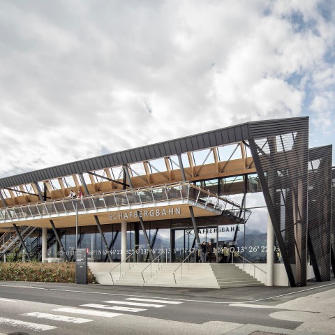 Die neue Talstation der SchafbergBahn, dass ErlebnisQuartier in St. Wolfgang