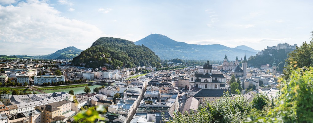 Panorama vom Mönchsberg auf die Altstadt Salzburg