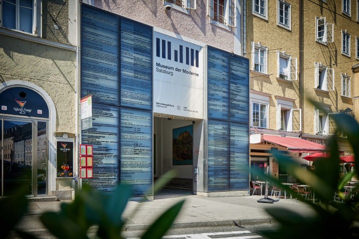 Talstation des MönchsbergAufzug in der Gstättengasse 13 in Salzburg.