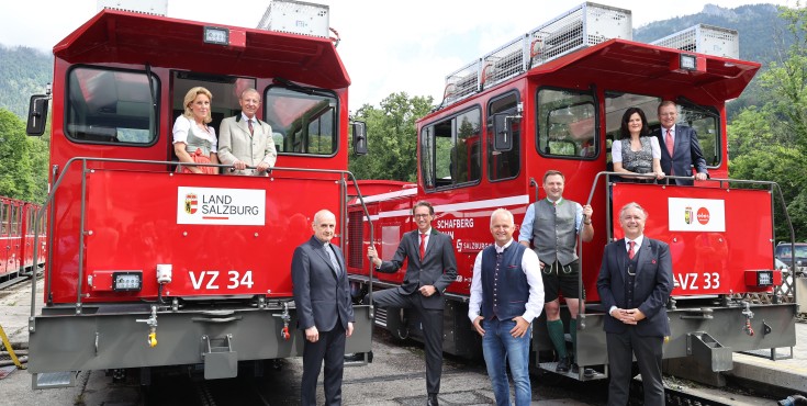 Taufe der neuen Lokomotiven der Schafbergbahn im Bahnhof St. WolfgangFoto: franz Neumayr     3.7.2020