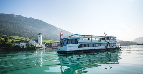 WolfgangseeSchifffahrt vor St. Wolfgang