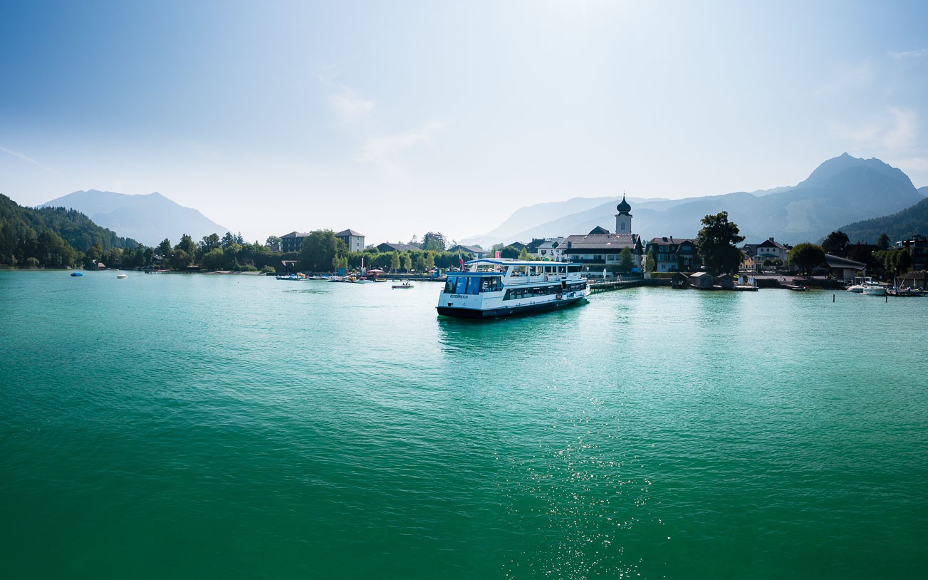 Die WolfgangseeSchifffahrt bei der Anlegestelle in Strobl