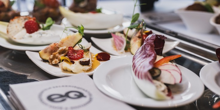 Verpflegung, Fingerfood und Canapées im Zuge einer Veranstaltung und Seminar im ErlebnisQuartier der SchafbergBahn in St. Wolfgang am Wolfgangsee. 