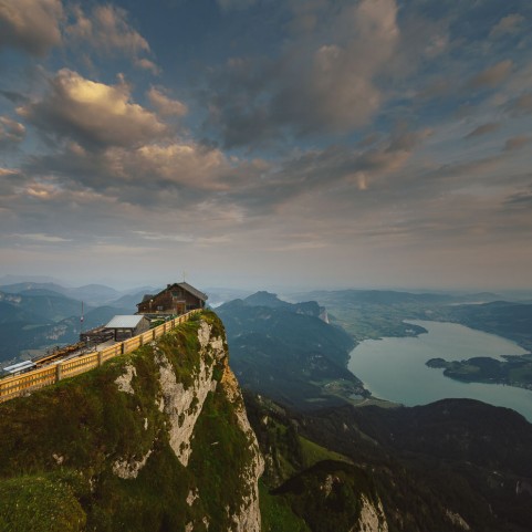 Sonnenuntergang am Schafberg mit Blick auf die Himmelspforte
